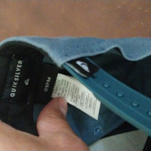 Quicksilver Hat - Picture 4 of 4